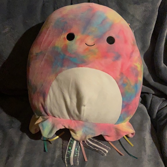 Other - BNWT 12” Squishmallow Janet the Jellyfish